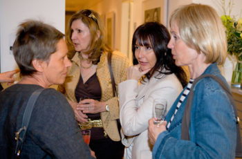 Berührende Fotoausstellung der abcsg.gallery - Kunst hilft Brustkrebspatientinnen