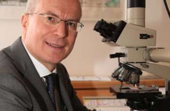 Interessanter Pathologen-Workshop mit Koryphäe Fraser Symmans in Wien