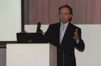 First-Line-Therapie im metastasierten Setting: Univ.-Prof. Dr. Thomas Bauernhofer