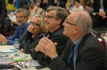 Amüsiert: ABCSG-Vorstandsmitglieder Univ.-Doz. Dr. Michael Fridrik, Priv.-Doz. OA Dr. Brigitte Mlineritsch, Univ.-Prof. Dr. Hellmut Samonigg, Univ.-Prof. Dr. Herbert Stöger