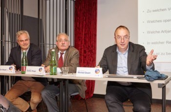 Diskussionsfreudig: Vorsitzende Univ.-Prof. Dr. Christian Singer, MPH, Univ.-Prof. Dr. Günther Steger und ABCSG-Präsident Univ.-Prof. Dr. Michael Gnant (v.l.n.r.).