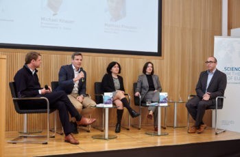 Sehr gute Panel-Discussion: Georg Pfeiler, Matthias Preusser, Maria Sibilia, Zsuzsanna Bago-Horvath und Michael Knauer (v.l.n.r.).