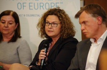 Erläutert das Vorgehen aus radioonkologischer Sicht: Carmen Döller.