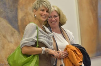 Brigit Kettner und Claudia Bauernfried von Roche (v.l.n.r.).