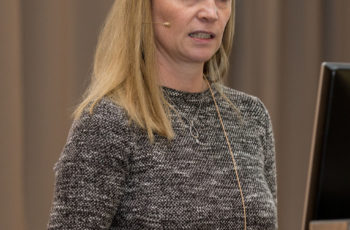 Gudrun Piringer präsentiert den aktuellen Status von ABCSG LM02.