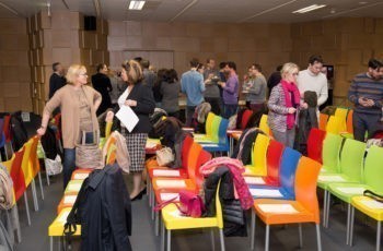 Buntes Treiben schon vor Beginn der Veranstaltung.