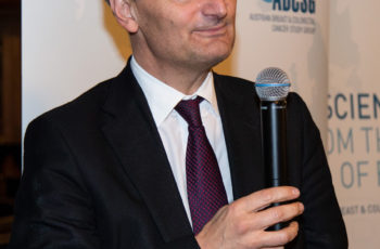 Der Young Investigator Award 2018 wurde durch ABCSG-Vizepräsident Richard Greil verliehen.