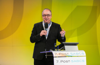 Michael Gnant stieß später dazu und moderierte den vierten Vortrag an.
